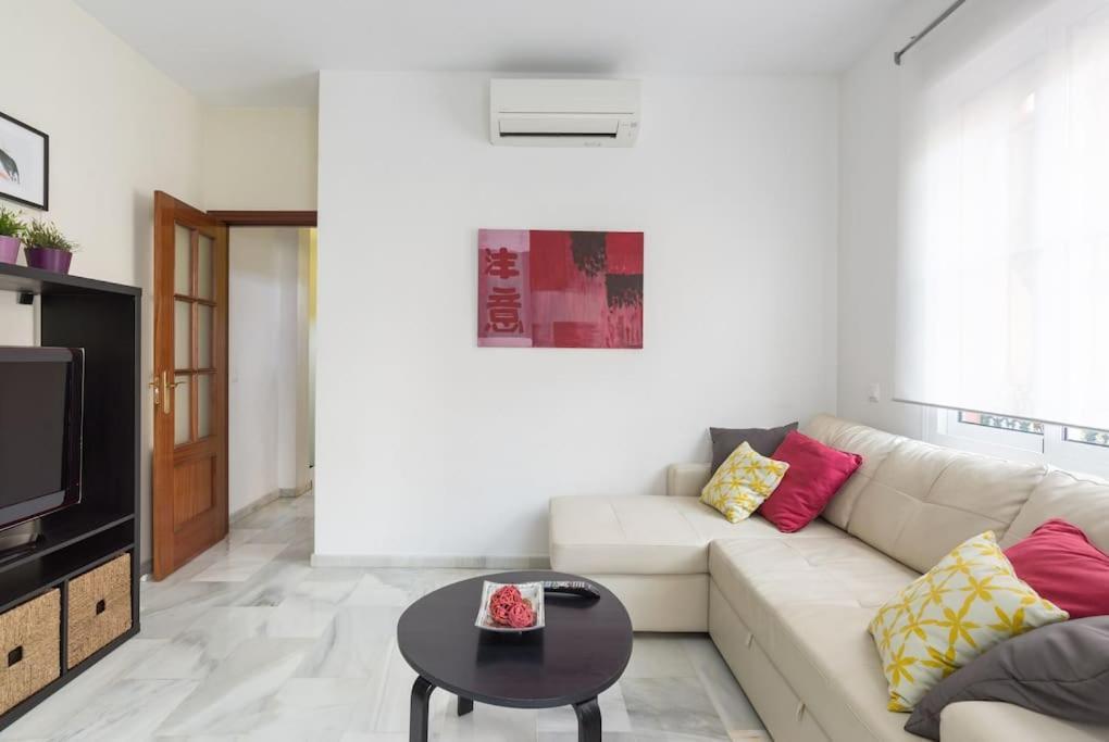 Bright, Quiet And Nice Ground Floor In The Center Malaga Zewnętrze zdjęcie