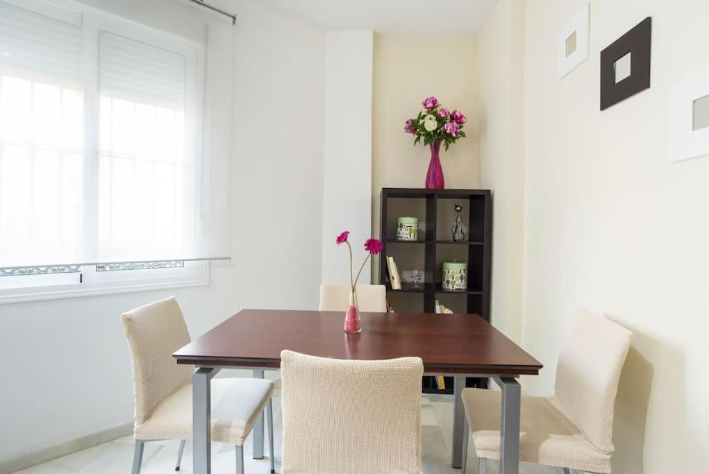 Bright, Quiet And Nice Ground Floor In The Center Malaga Zewnętrze zdjęcie